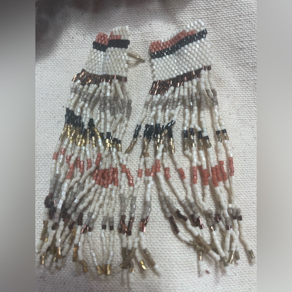 Native Hand-Beaded Fringe Earrings🌵